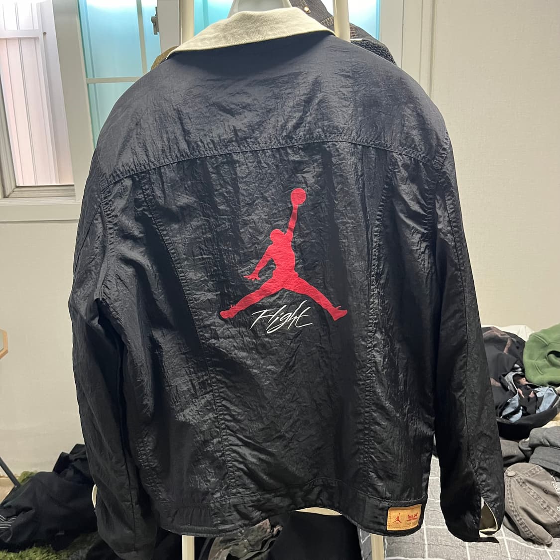 조던 x 리바이스 리버시블 트러커 자켓 화이트 블랙 상품이미지4