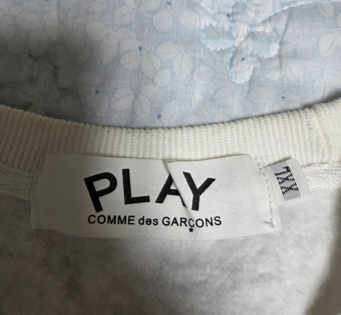 플레이 꼼데가르송 올오버 프린트 맨투맨 L 상품이미지3