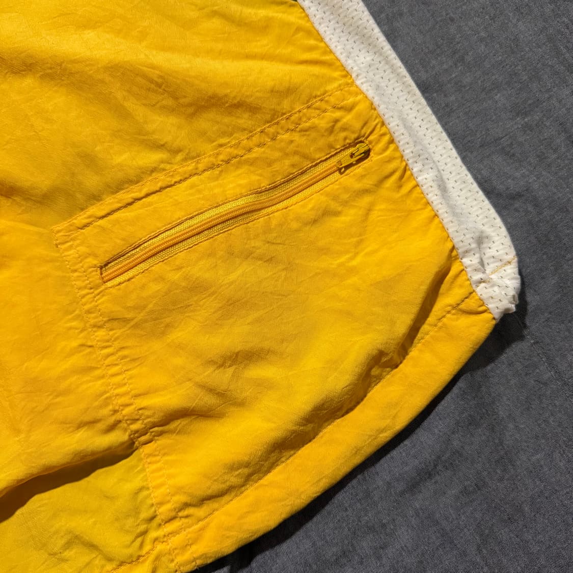 by HIND Mesh-Trimmed Nylon Jacket 상품이미지8