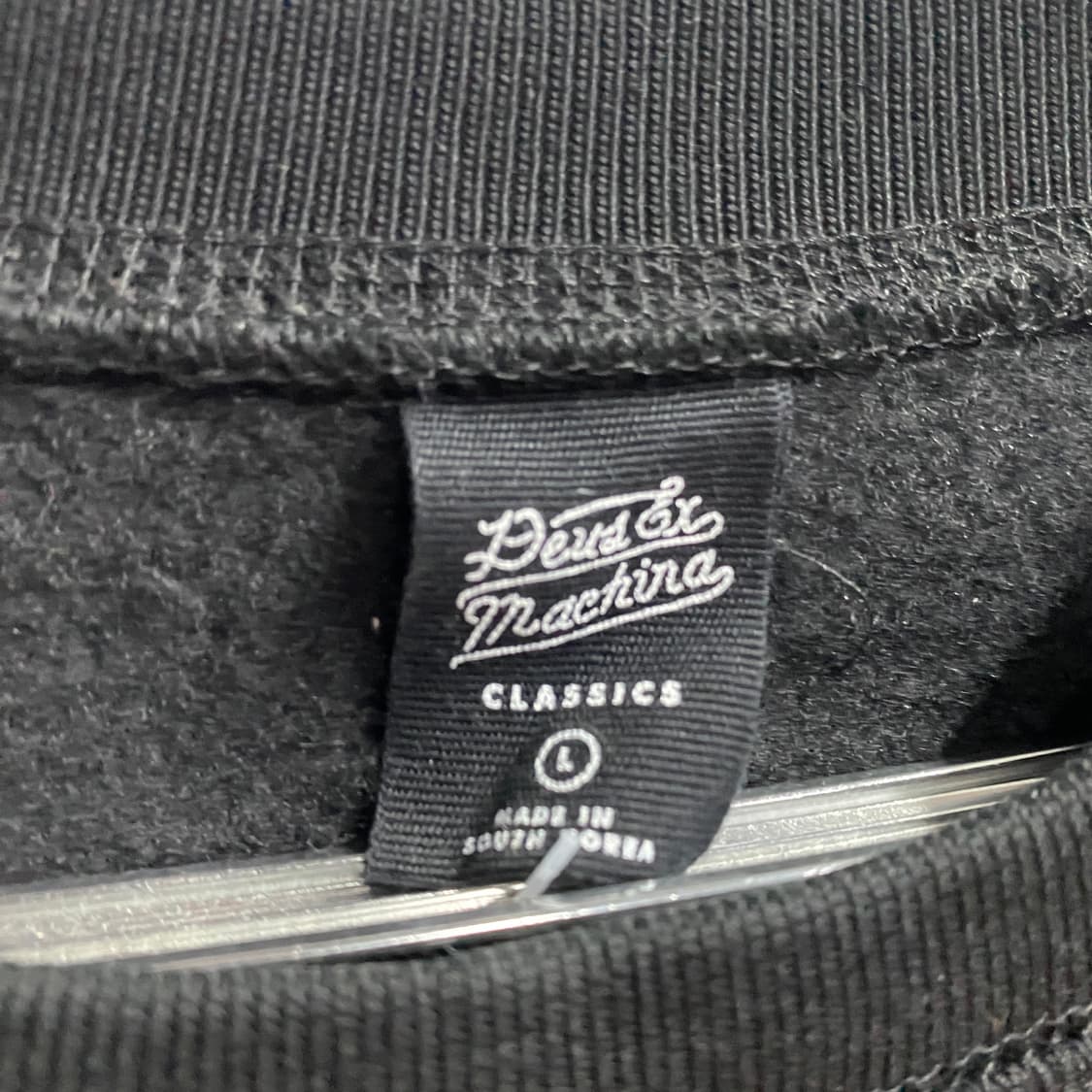 데우스 엑스 마키나 서울 아드레스 크루넥 블랙 맨투맨 B3602 상품이미지4