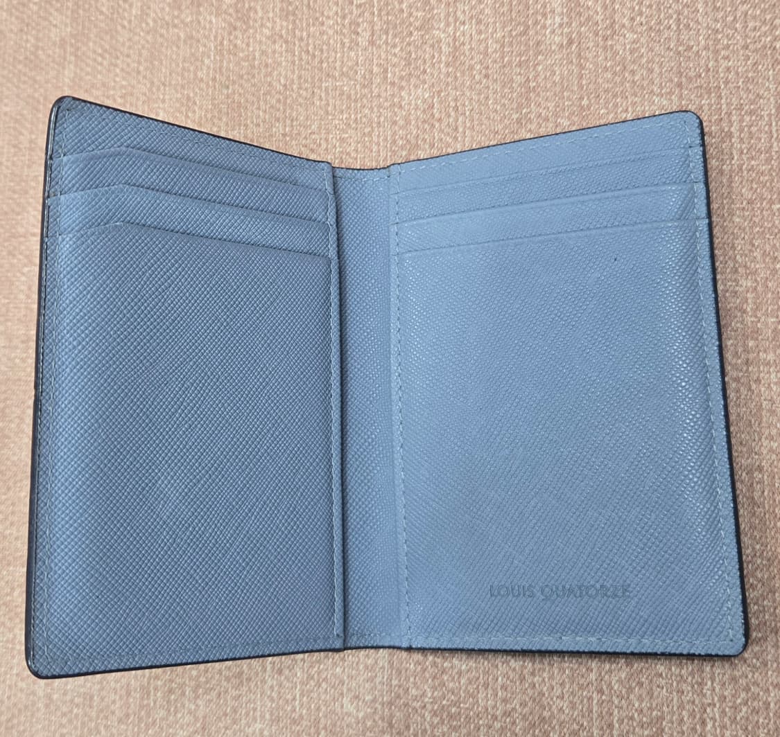 루이까또즈 남성  그레이 카드지갑 상태최상 상품이미지10
