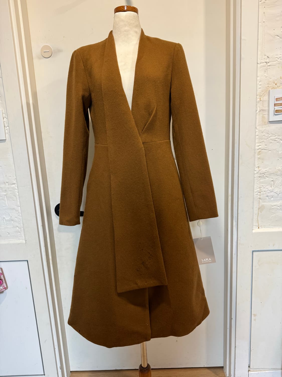 새상품 Lapla 라플라 머플러 코트 상품이미지5