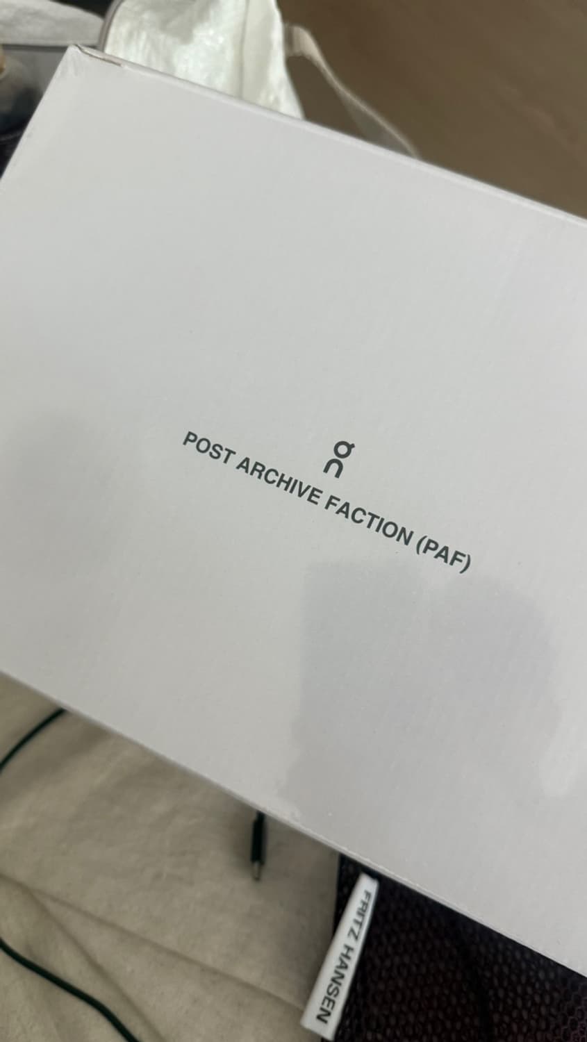 (새상품)온 파프 클라우드벤쳐 255 상품이미지3
