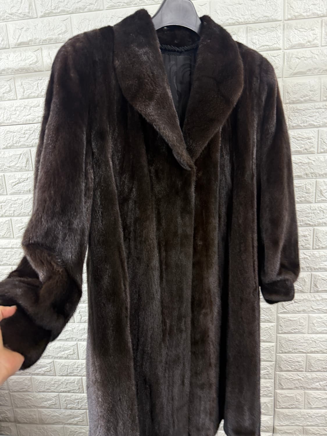 BLACKGLAMA 블랙그라마 최상급 밍크코트 상품이미지2