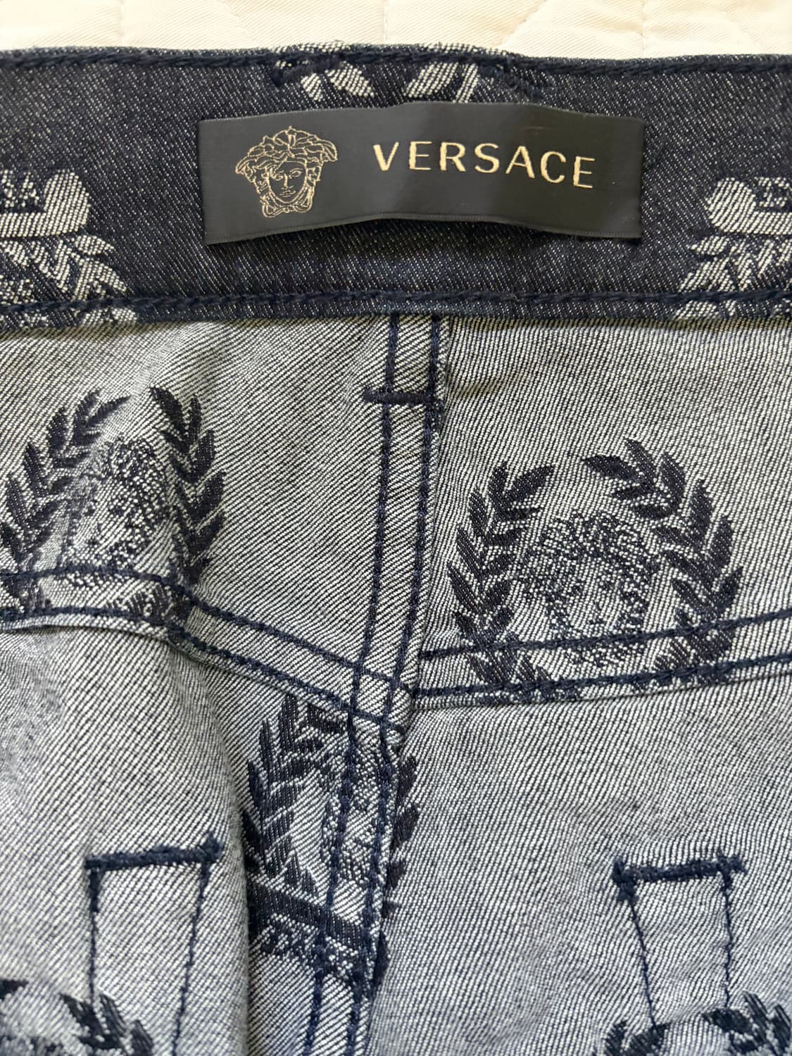 [32] 베르사체 메두사 흑청 데님진 상품이미지3