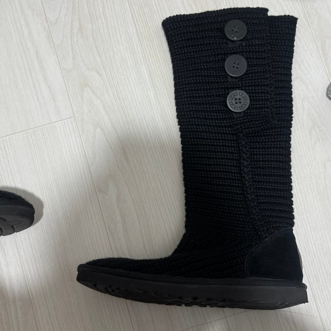 카디 어그 부츠 블랙 상품이미지3