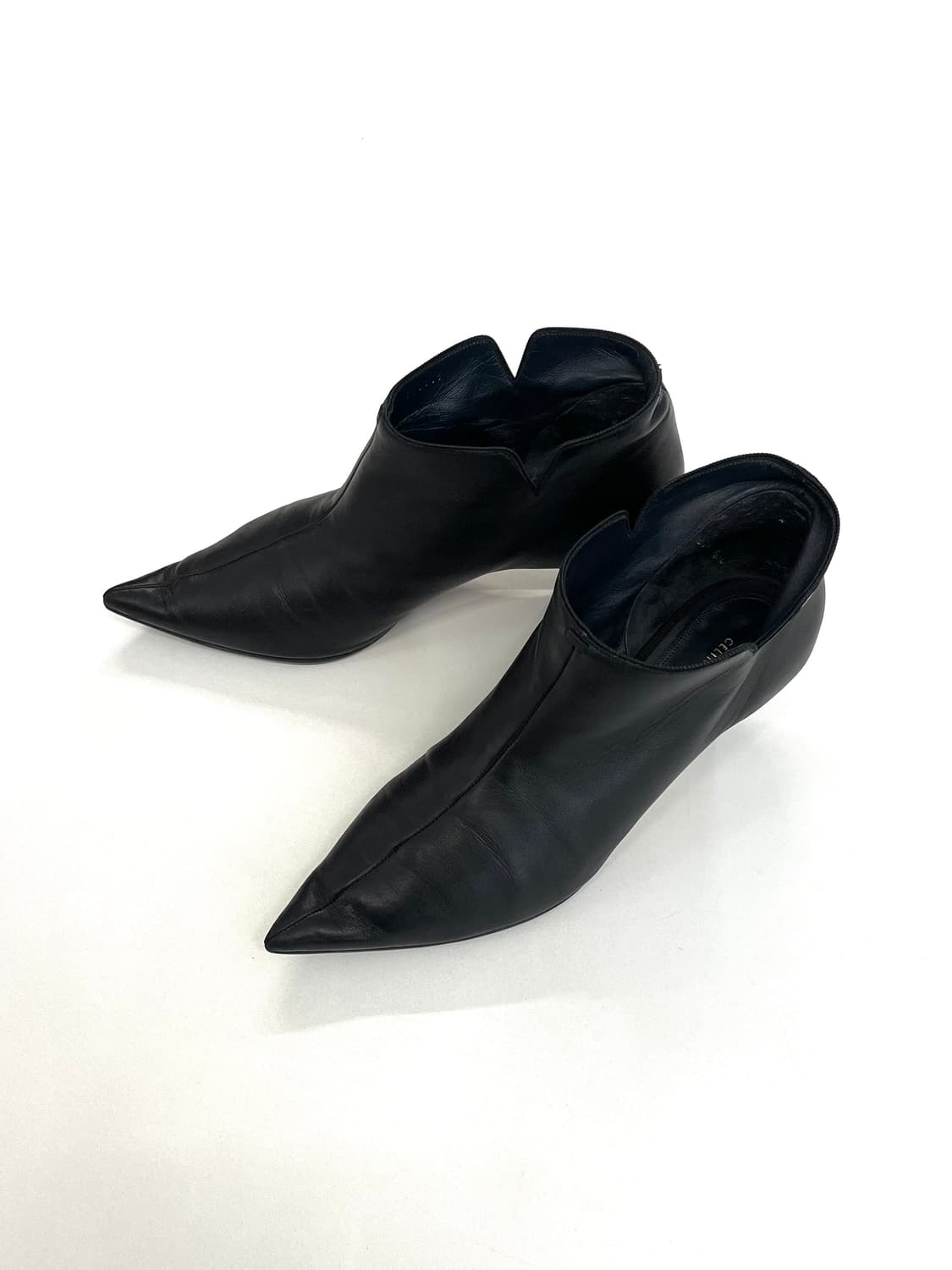 셀린느 피비 파일로 나이프힐 레더 앵클 부츠 상품이미지1