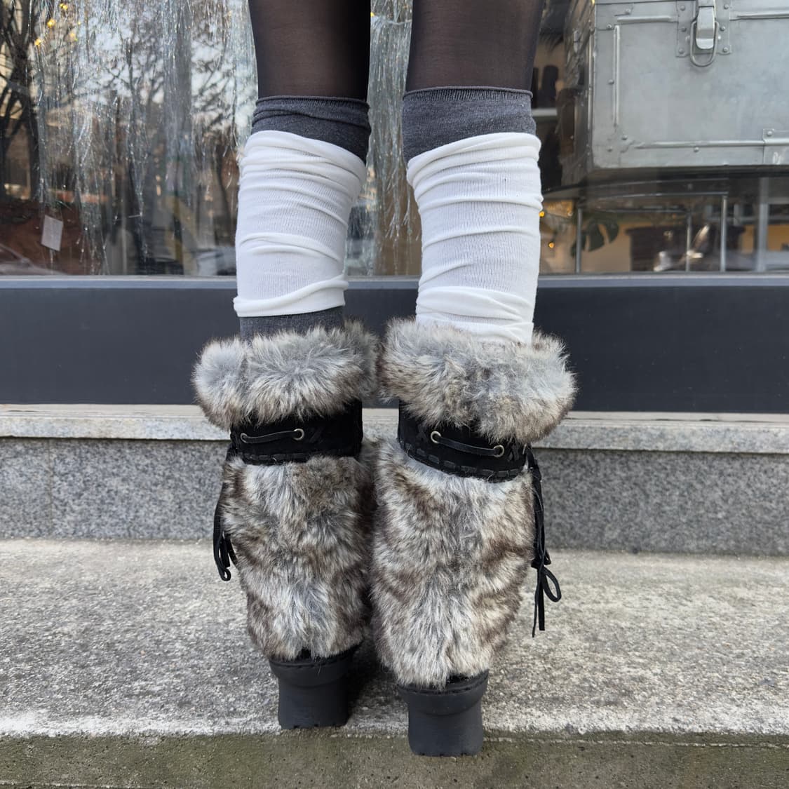 00s 레어 내추럴라이저 스웨이드 & 퍼 털 스노우 부츠 상품이미지8