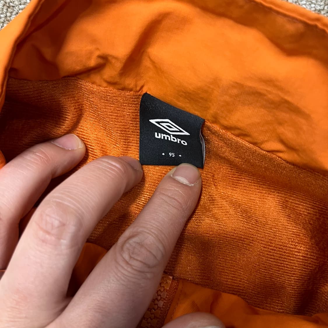 엄브로 ipfu 바람막이 자켓 상품이미지5