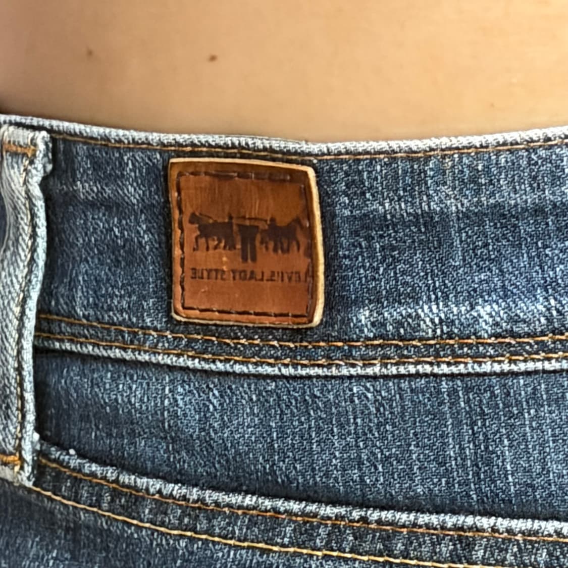 Levi's lady style semi bootcut denim 상품이미지5