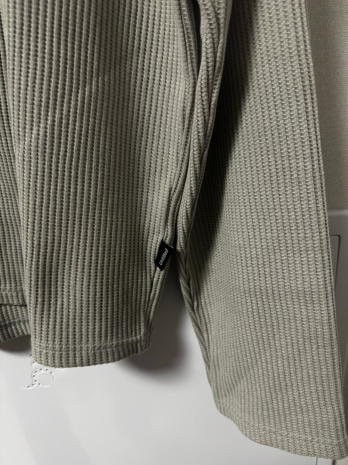 언타이틀아이딜 와플 롱슬리브 세이지그린 상품이미지2