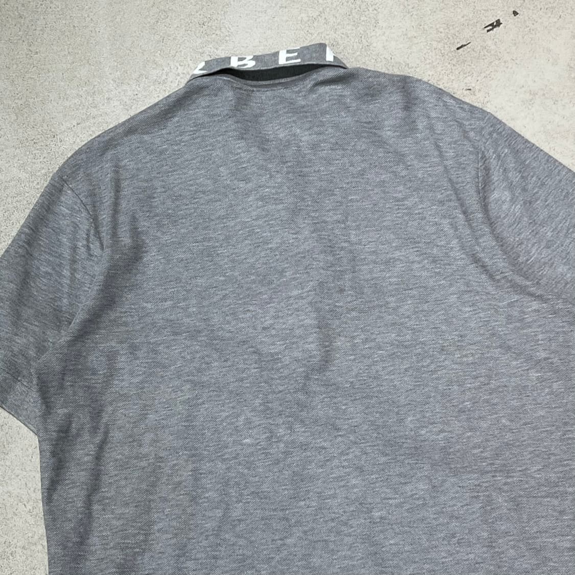 버버리 반팔카라티+명품감정서 s10675 상품이미지4