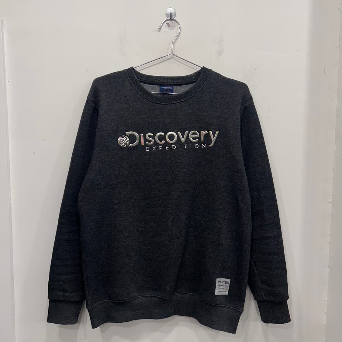 디스커버리 엑스패디션 빅로고 맨투맨 상품이미지2