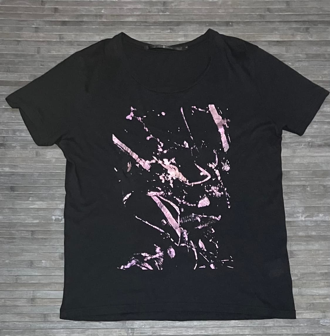 Violet Ruins u neck Tee 상품이미지1