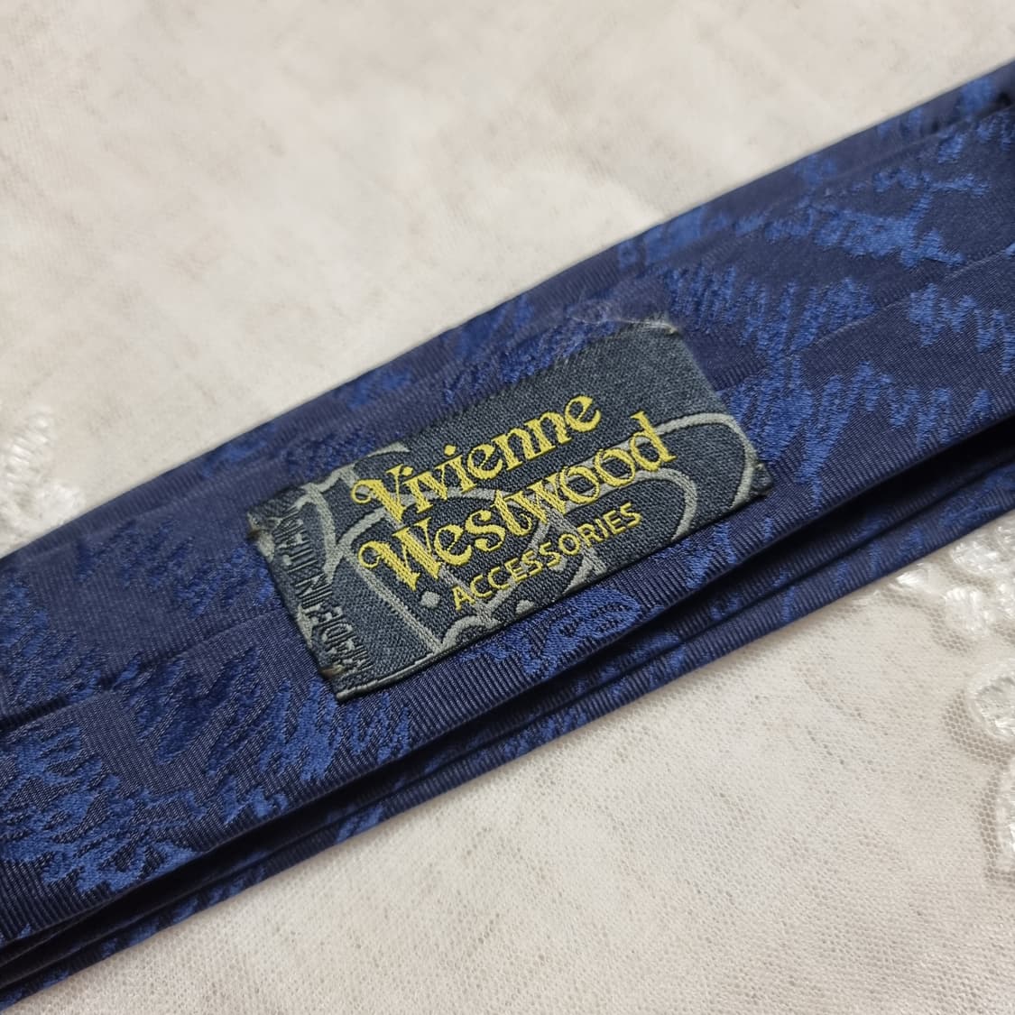 비비안웨스트우드 슬림 자카드 실크100% 넥타이 (상태최상/드라이완료) 상품이미지2