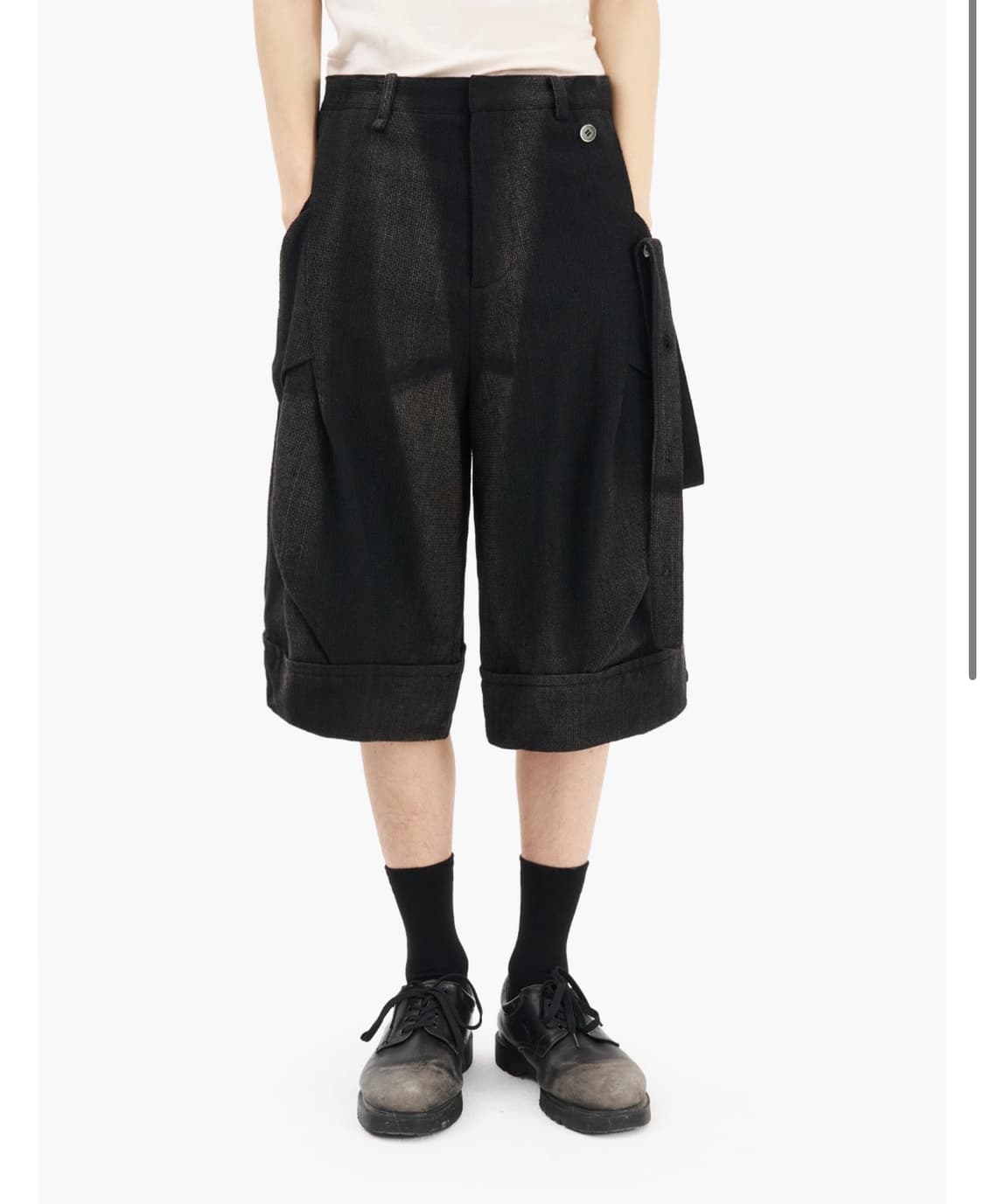 구매) 지용킴 하프 트라우저  상품이미지1