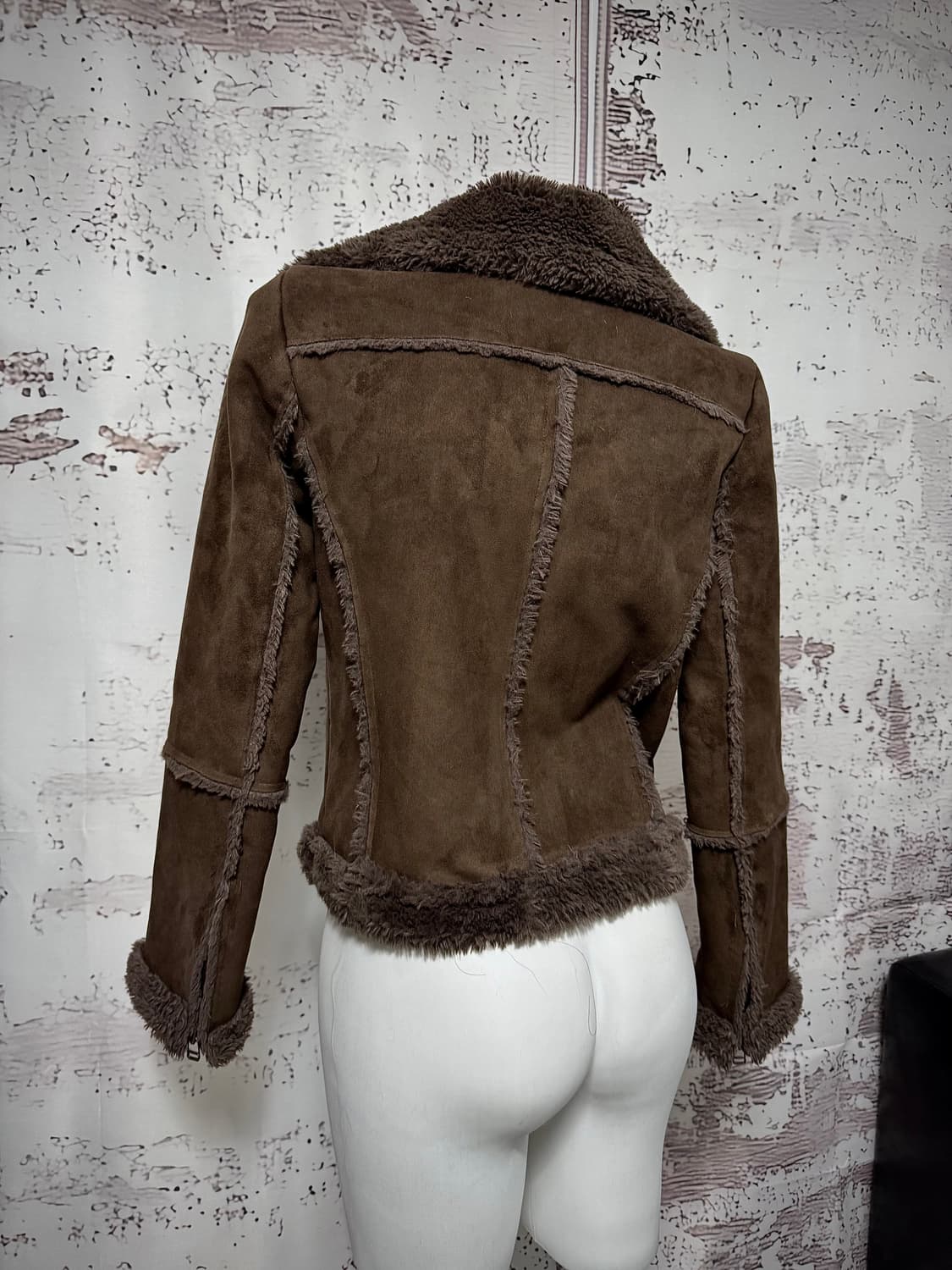 Brown buckle detail shearling jacket 상품이미지4