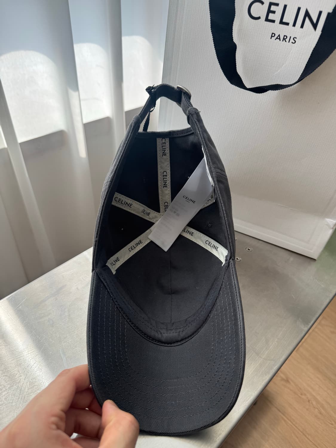 셀린느 트리옹프 베이스볼캡 그레이 L사이즈 / 2회착용 / 풀구성 상품이미지6