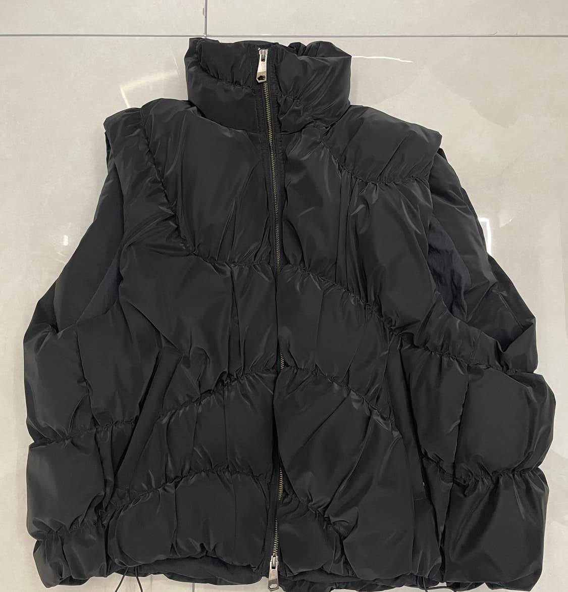 아더에러 23FW Aren 아렌 베스트 블랙 상품이미지3