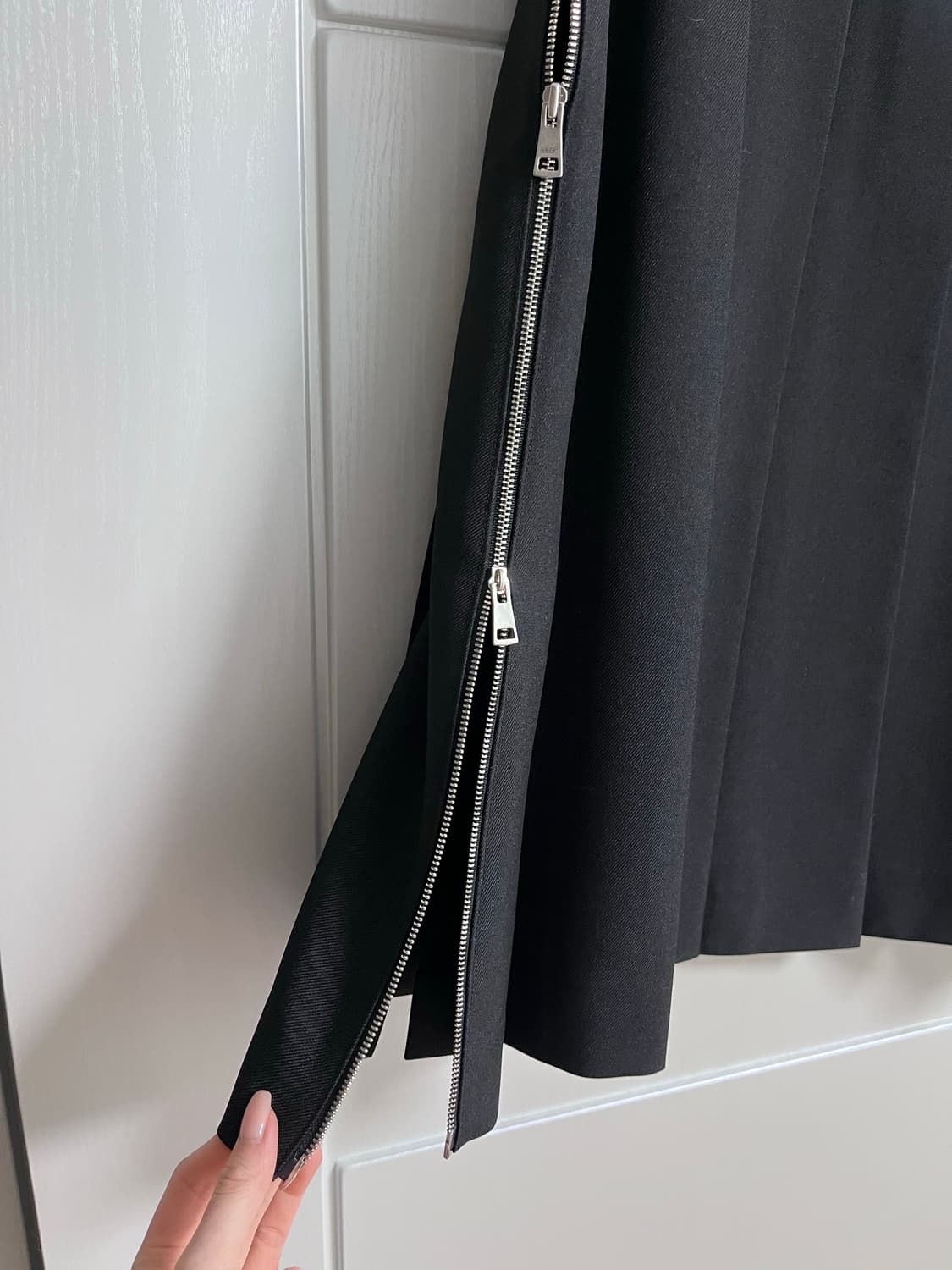 LCDC. SIDE ZIPS PLEATED MIDI SKIRT XS 상품이미지7