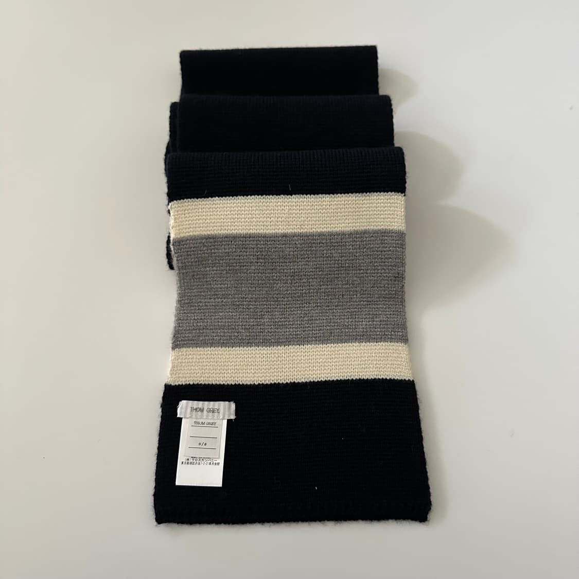 톰그레이 thom grey 배색 머플러 상품이미지3