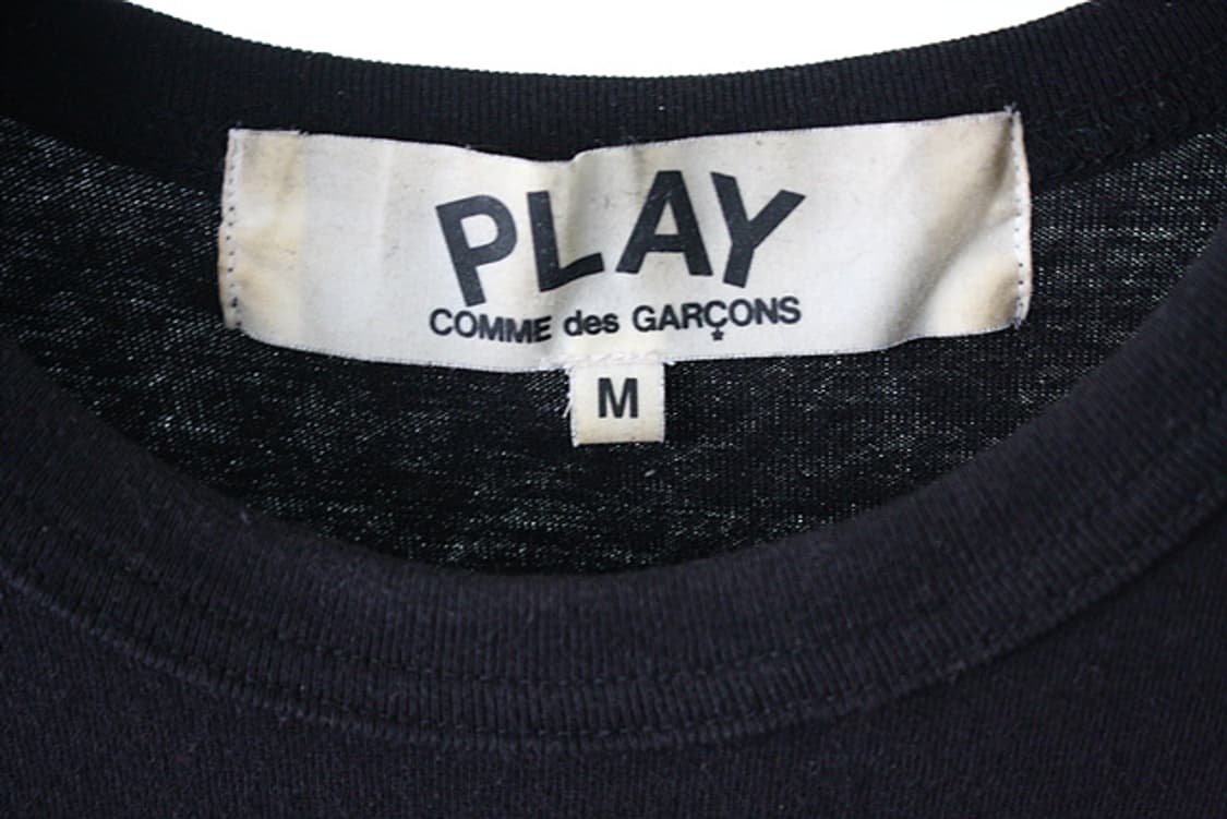 COMME DES GARCONS 플레이 꼼데가르송 빅하트 블랙 반팔티셔츠 상품이미지7