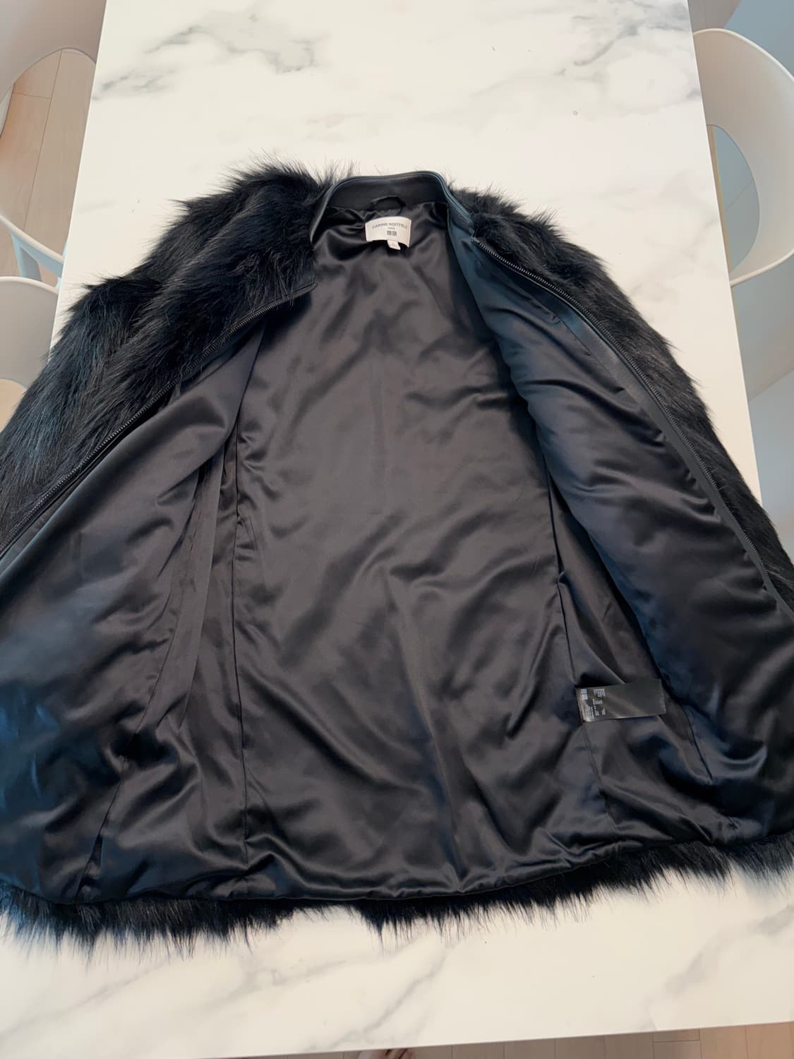 캐런 로이필드 X 유니클로 퍼 자켓 L 정품 상품이미지4