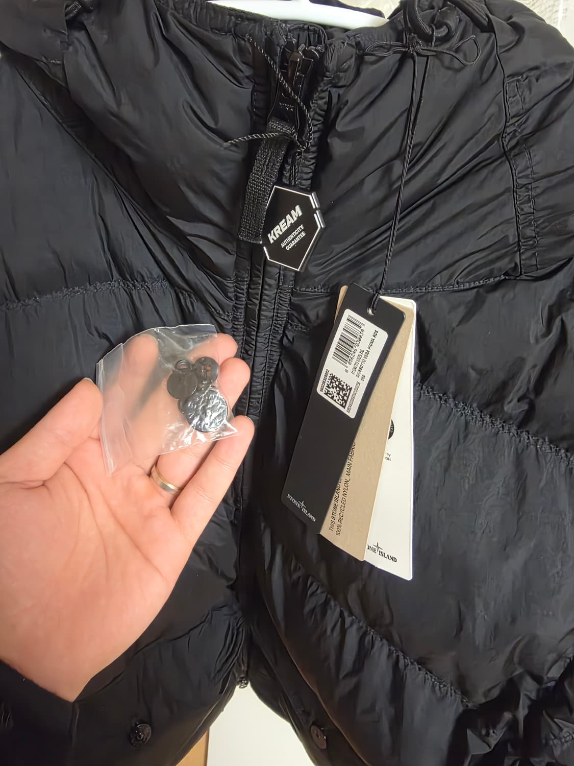 [24FW] 스톤아일랜드 크링클랩스 숏 다운 패딩 2XL 상품이미지7