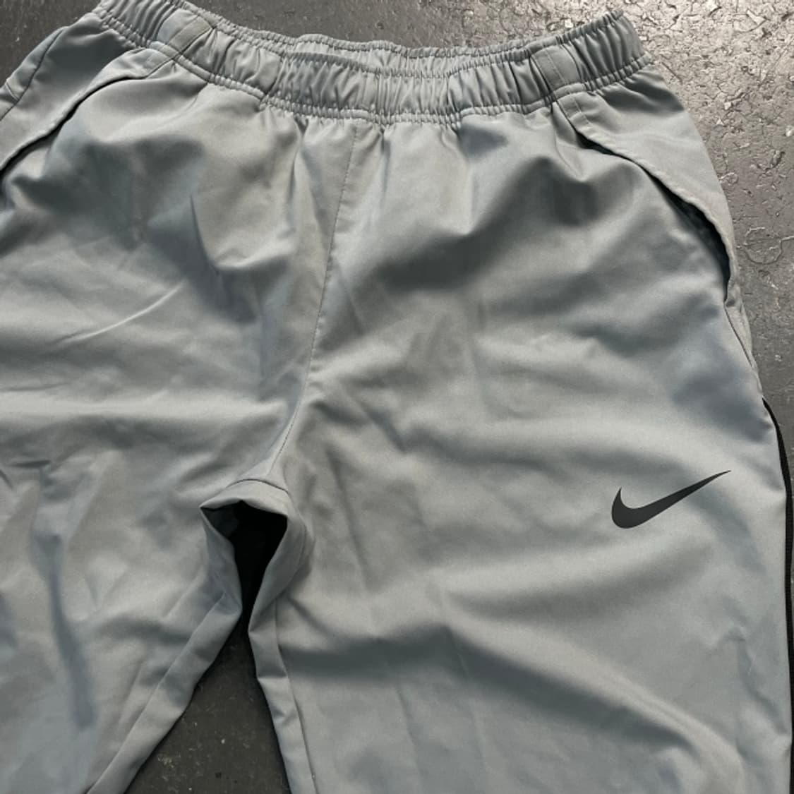 105 나이키 드라이핏 팬츠 상품이미지2