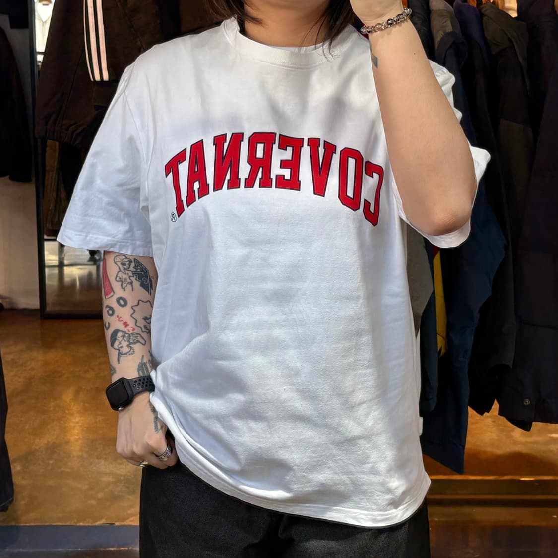 커버낫 화이트 반팔 상품이미지1