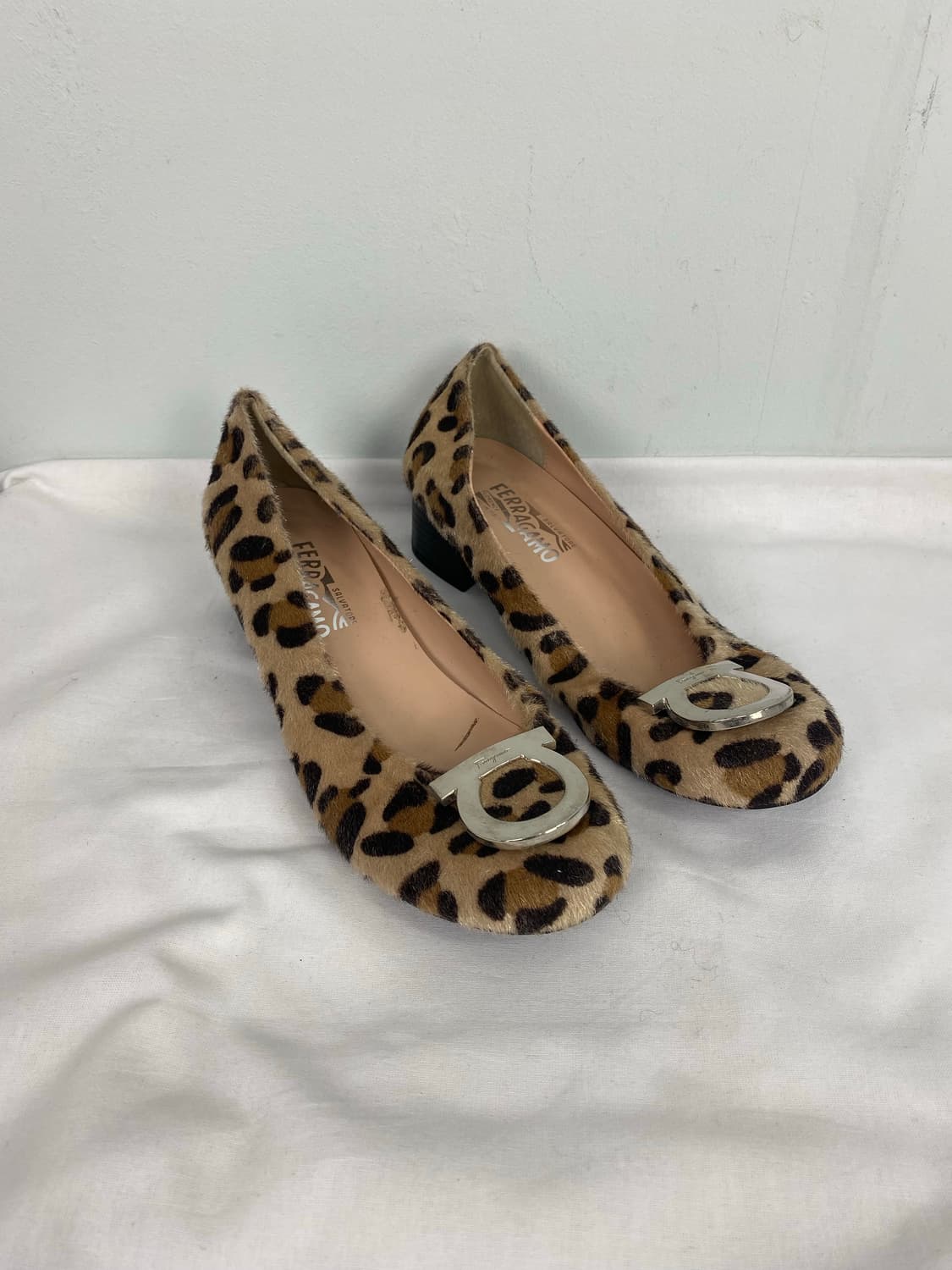 살바토레 페라가모 레오파드 간치니 플랫 구두 37.5 상품이미지1