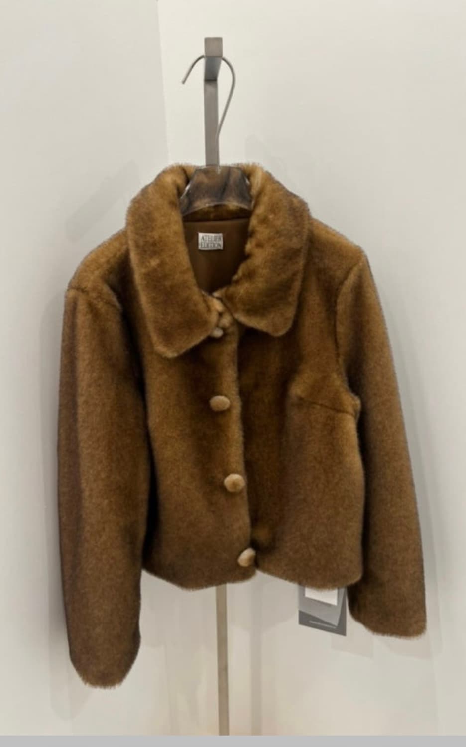 아뜰리에에디션 에코퍼 자켓 상품이미지1