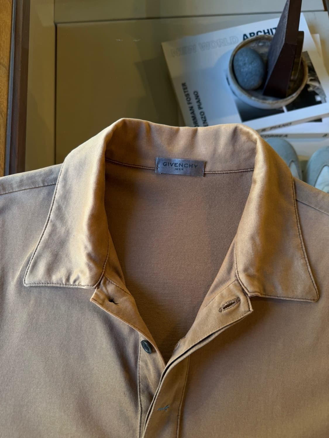 지방시 칼라넥 티셔츠 100 상품이미지8