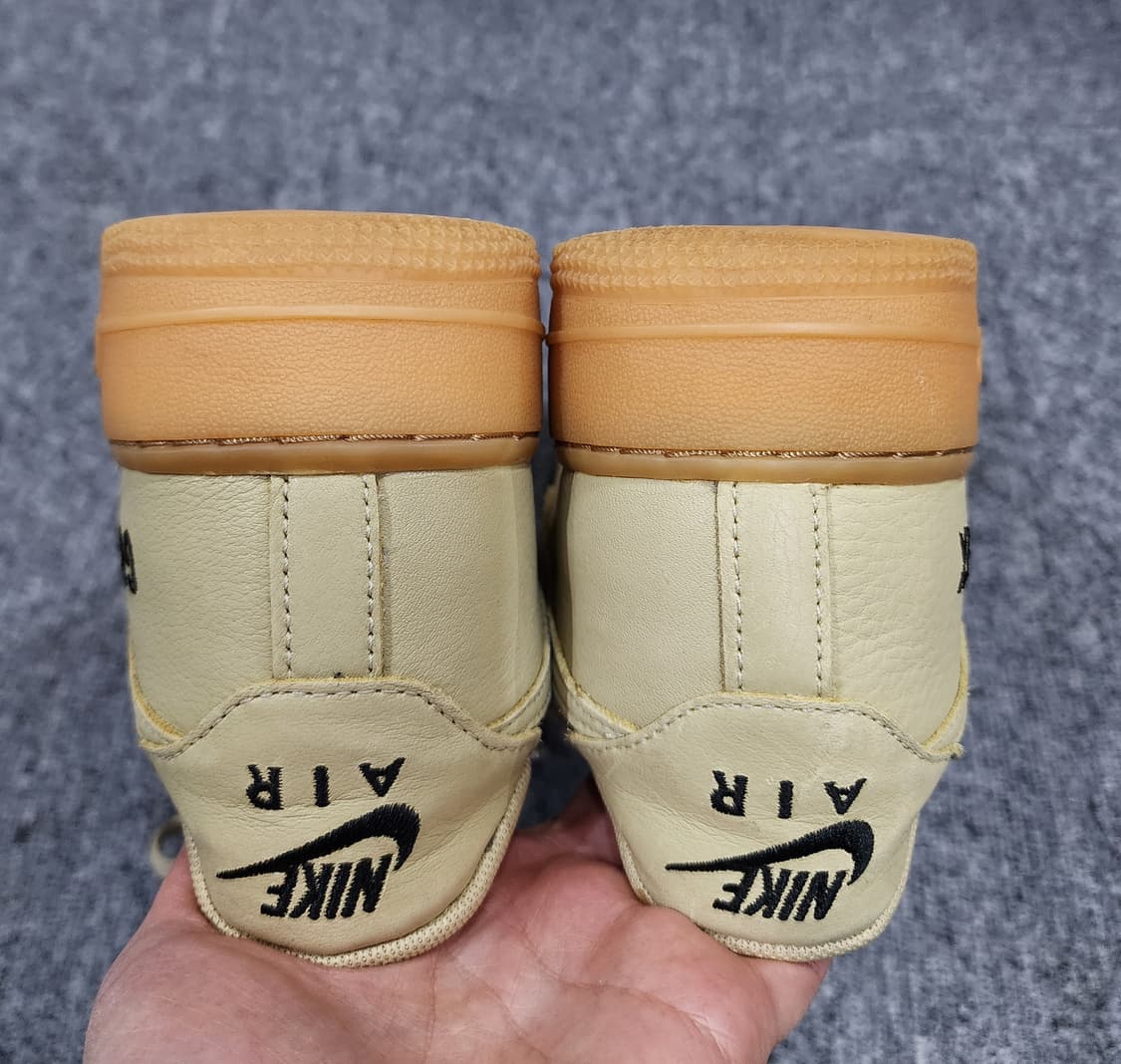 나이키 에어포스1 로우 고어텍스 골드 카키 280 상품이미지6