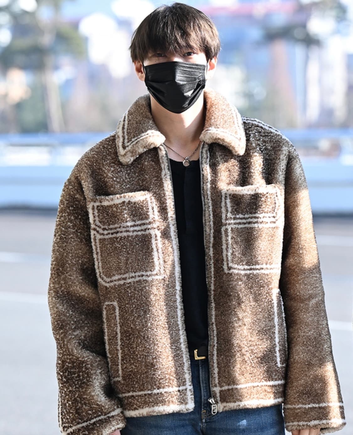 [새상품/오버핏46] 23FW 펜디 시어링 밍크퍼 브라운 자켓 상품이미지9