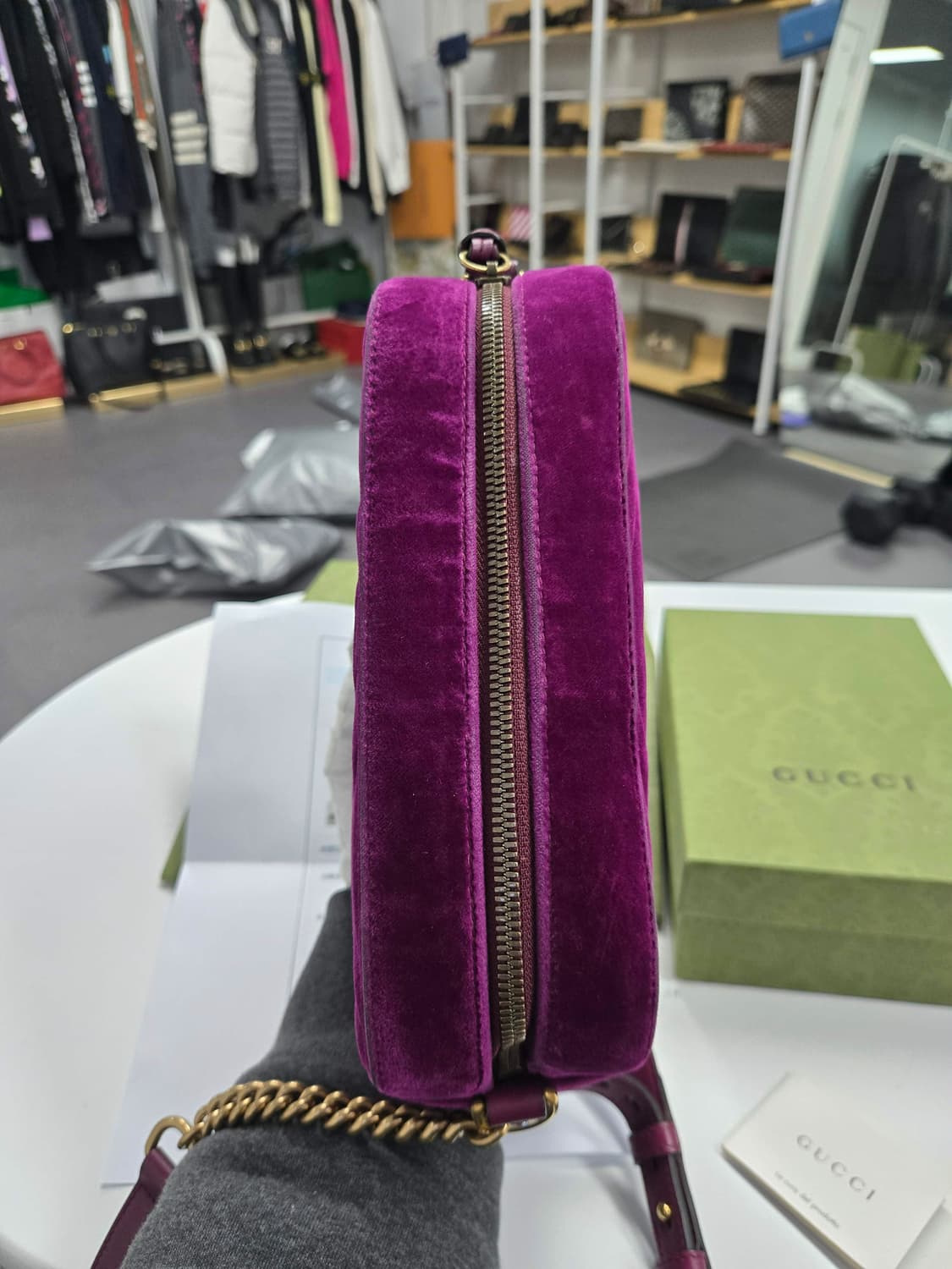 [A급컨디션] 구찌 마몬트 벨벳 숄더백 상품이미지4