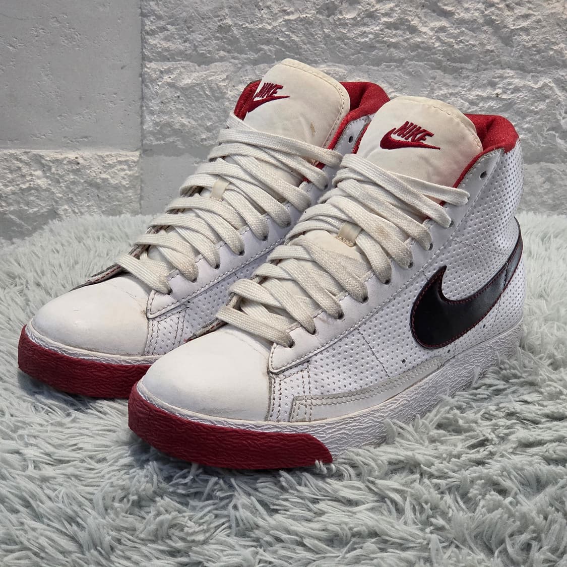 7a-18:나이키 블레이저 미드 GS 화이트/레드/블랙(235) 상품이미지1