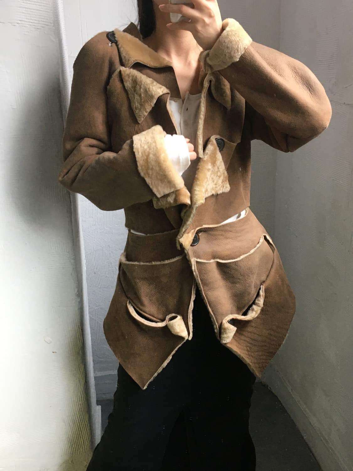 Vivienne Westwood 비비안웨스트우드 브라운 무스탕 상품이미지3