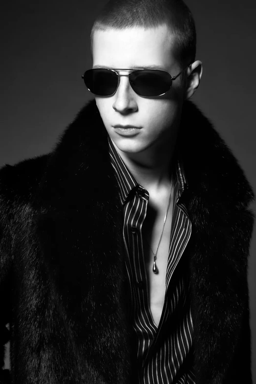 [이준호님 착용] 생로랑 22aw 실크 스트라이프 셔츠 상품이미지1