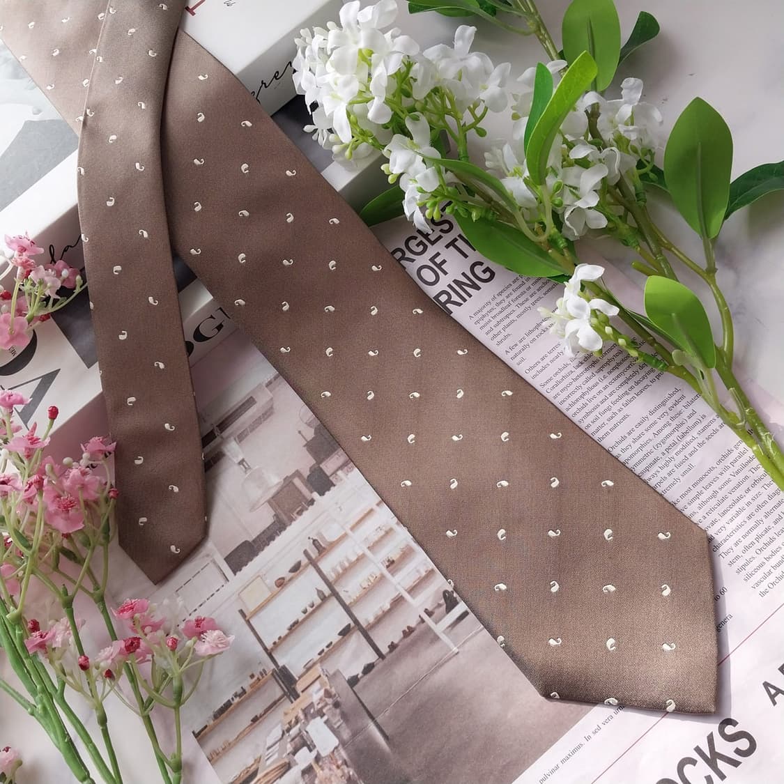 빨질레리 실크  마이크로 패턴 넥타이 8.2cm A등급 K2105
 상품이미지3