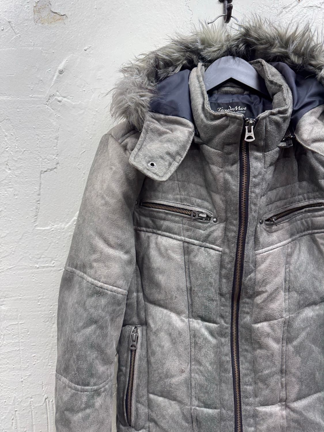 Tornado mart fake swede fur down jacket 상품이미지3