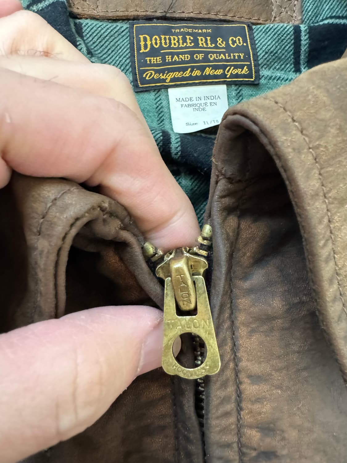 더블알엘 임브로이드 가죽자켓 XL사이즈 새상품 판매합니다. 상품이미지3