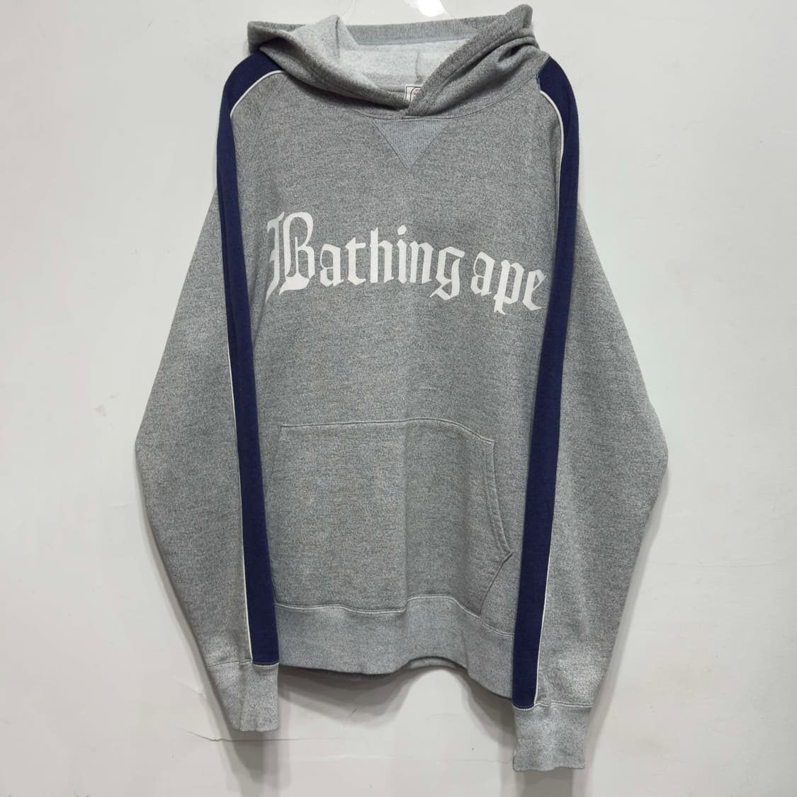 90s 베이프 레터링 후드 티셔츠 상품이미지1