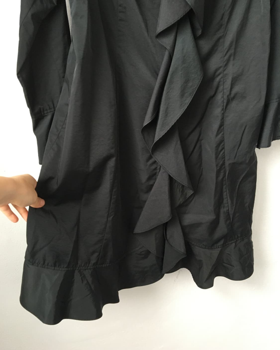 Speccio ruffle glossy coat 상품이미지5