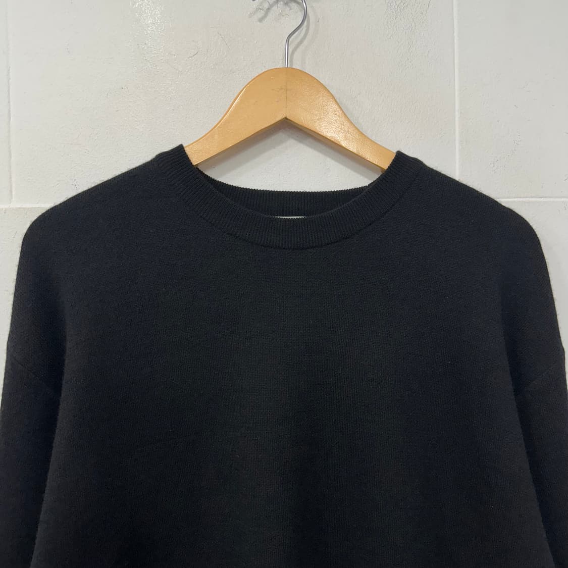 쿠어 라운드넥 니트 상품이미지2