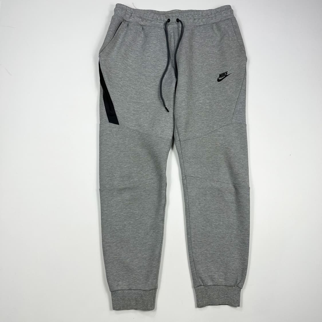 나이키 퓨추라 테크팩 그레이 조거팬츠 (XL) 상품이미지3