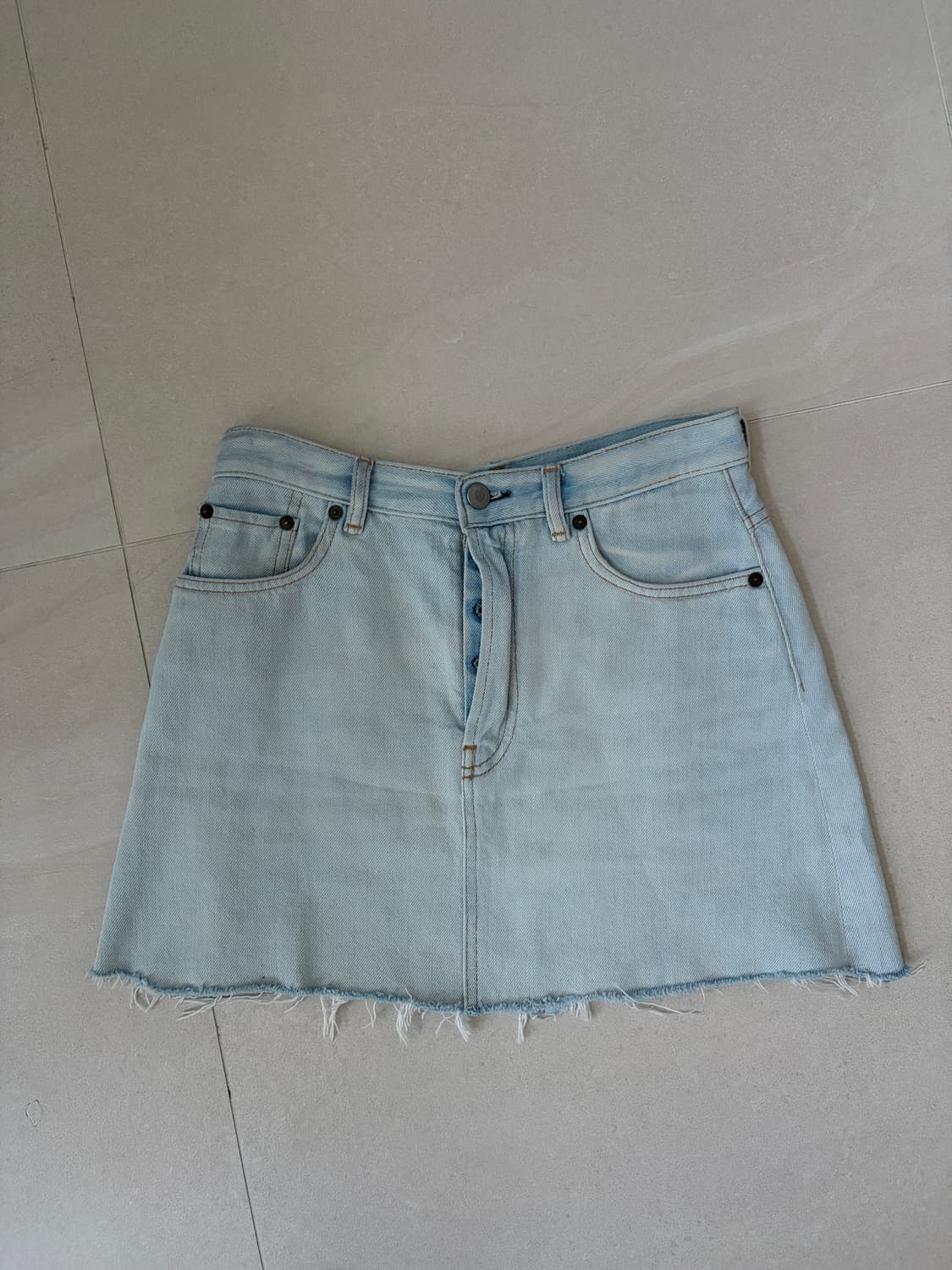 아크네 스튜디오 연청 데님 스커트 상품이미지1