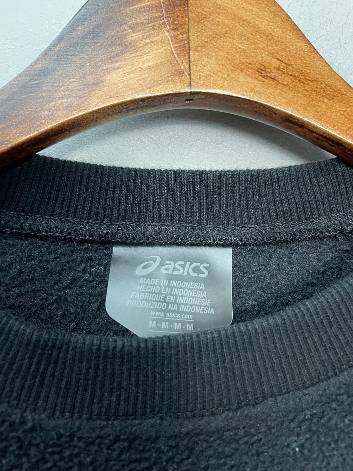 아이앱 스튜디오 x 아식스 블랙 플리스 H1366 상품이미지8