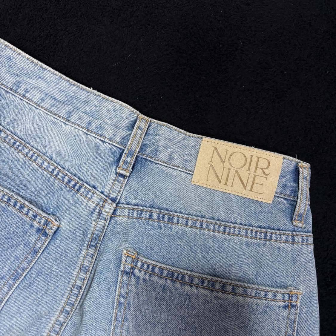 새상품 S 누아르나인 NOIRNINE 연청 커브드 데님팬츠 상품이미지3