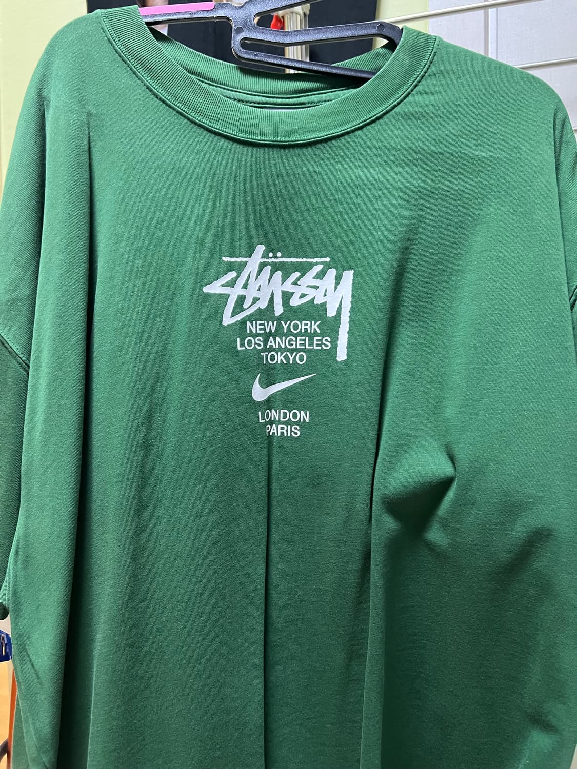 나이키 x 스투시 월드투어 티셔츠 그린 나투시 상품이미지1